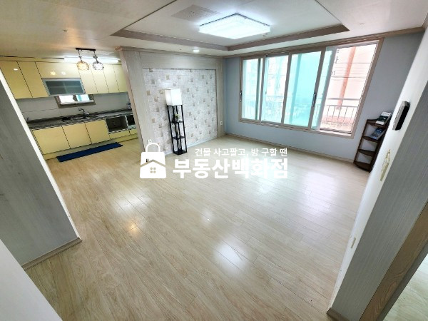 경북 구미시 봉곡동 406-6 두림파벨리스봉곡B동 구미시 봉곡동 로얄팰리스 2층 33평 신축 방3개 욕실2개 급매 매매 매물번호 12819 사진 1