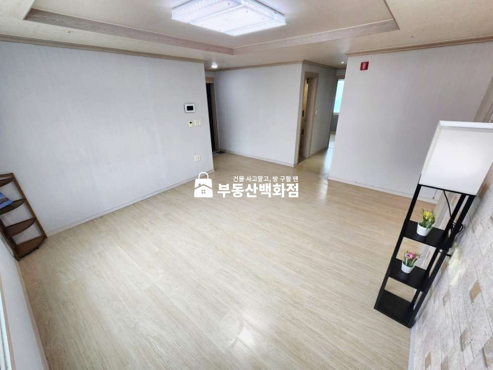 경북 구미시 봉곡동 406-6 두림파벨리스봉곡B동 구미시 봉곡동 로얄팰리스 2층 33평 신축 방3개 욕실2개 급매 매매 매물번호 12819 사진 2