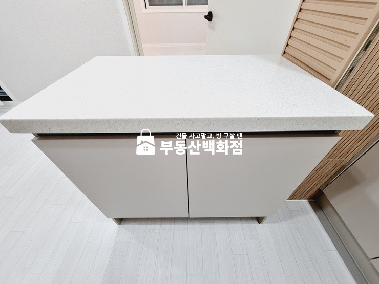 경북 구미시 인의동 448-11 구미 인의동 인동정류장 부근 화장대 + 아일랜드식탁 월세 미투 월세 매물번호 10484 사진 5
